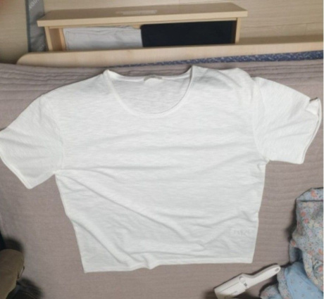 엘무드(LMOOD) 슬러브 스쿱넥 하프 슬리브 티셔츠 ( 2 COLOR ) 후기