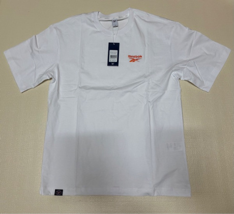 리복(REEBOK) 코어 로고 티셔츠 - 화이트 후기