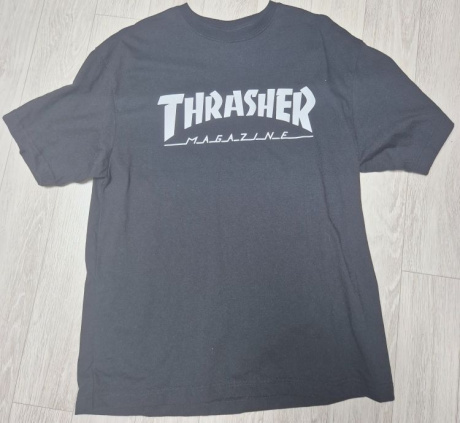 트레셔(THRASHER) 매거진 반팔 티셔츠 블랙 후기