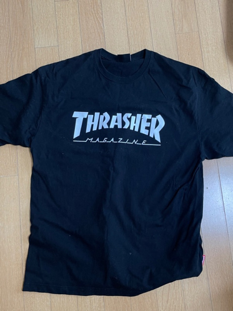 트레셔(THRASHER) 매거진 반팔 티셔츠 블랙 후기