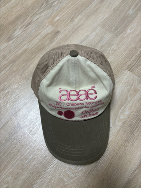 에이이에이이(AEAE) WEB LOGO MESH CAP - [OLIVE/BEIGE] 후기