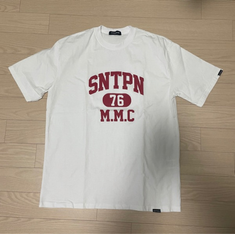 세인트페인(SAINTPAIN) SP SNTPN 로고 티셔츠-화이트 레드 후기