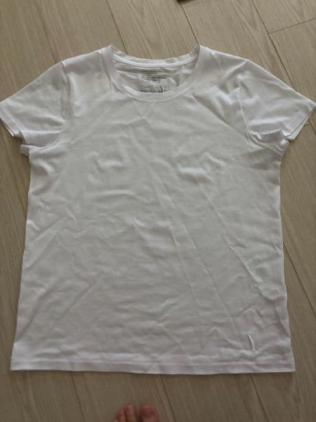 와이잭(YJACK) W_시그니처 클래식 & 베이직 핏 반소매 티셔츠 (155gsm) 화이트 KLJT003 후기