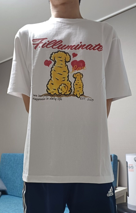 필루미네이트(FILLUMINATE) 오버핏 해피독 티셔츠-화이트 후기