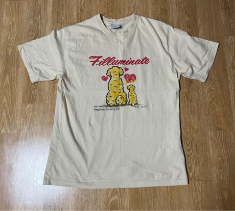 필루미네이트(FILLUMINATE) 오버핏 해피독 티셔츠-크림 후기