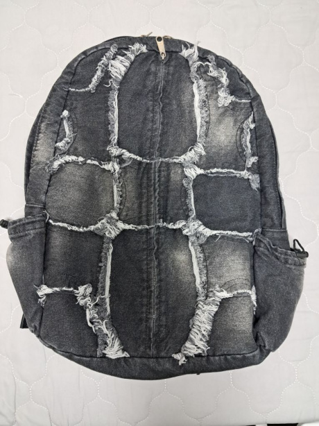 이우가마카라스(IUGAMAKARAS) Washed Denim Turtle Backpack (Black) 후기