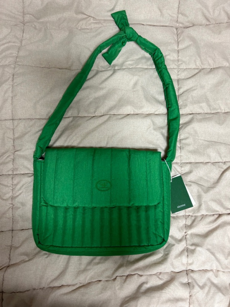 시엔느(SIENNE) Cross Padding Bag (Green) 후기
