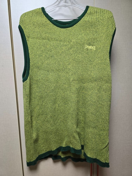 써넥트(SUNNECT) Two Tone Knit Vest - Green 후기