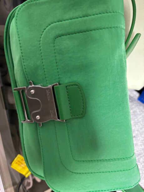 마뗑킴(MATIN KIM) CRISP MINI BUCKLE BAG IN GREEN 후기