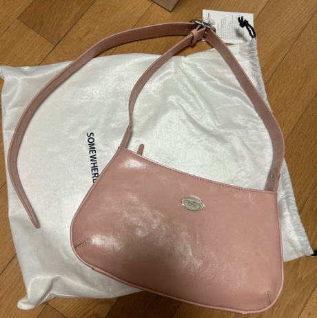 썸웨어버터(SOMEWHEREBUTTER) fle two-way bag - baby pink 후기
