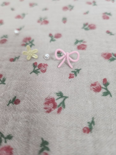 잇더즌매터(IT DOESN'T MATTER) Fruit doodle piercing (Baby pink) 후기