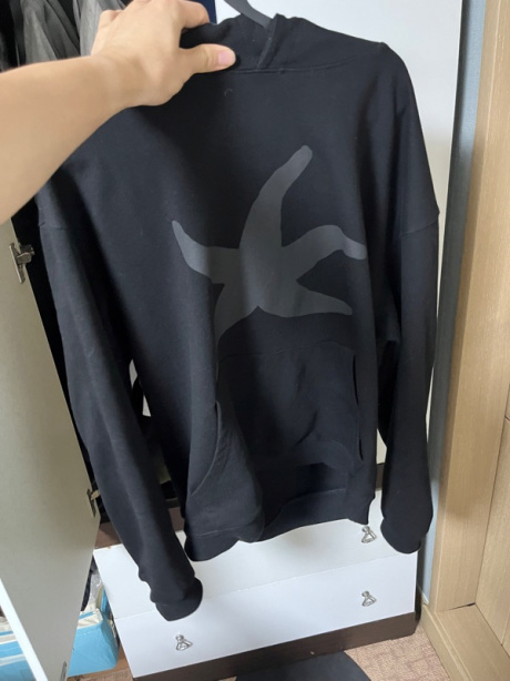 더콜디스트모먼트(THE COLDEST MOMENT) TCM starfish hoodie (black) 후기