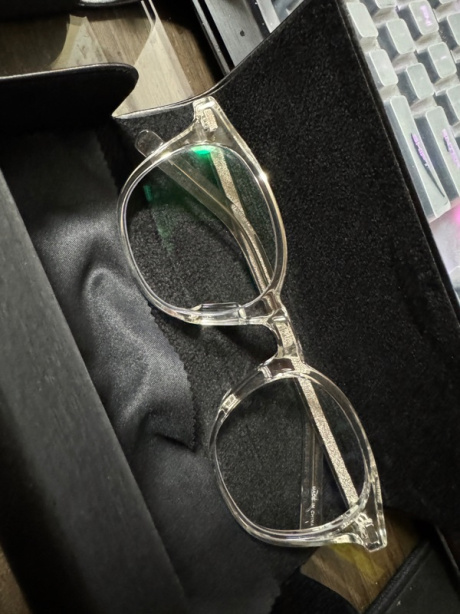 리끌로우(RECLOW) RC TR BZERO CRYSTAL GLASS 청광VER 안경 후기
