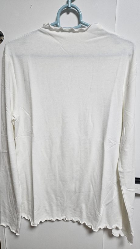 체이스컬트(CHASECULT) 여성 프릴 포인트 반넥 티셔츠-CFZG5153C01 후기