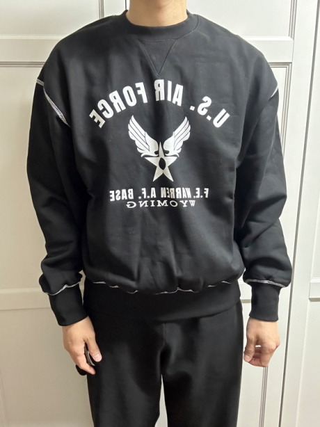 유니폼브릿지(UNIFORM BRIDGE) air force sweatshirt black 후기