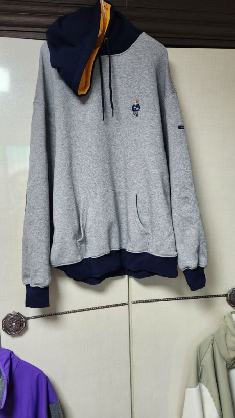 예일(YALE) EMBROIDERY UNIVERSITY DAN HOODIE GRAY / NAVY 후기