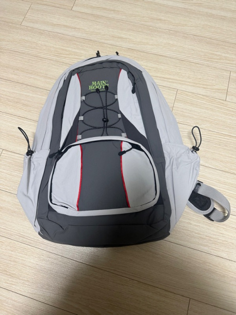 메인부스(MAINBOOTH) Run-up Sporty Backpack(LIGHT GRAY) 후기