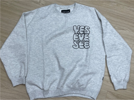 예스아이씨(YESEYESEE) C-Logo Sweatshirt Light Grey 후기