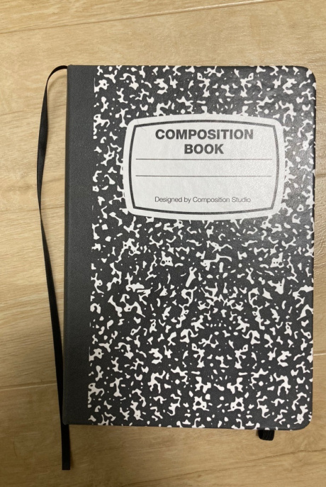 컴포지션 스튜디오(COMPOSITION STUDIO) 컴포지션 블랙 A5 만년필 노트  x 펜 홀더 후기