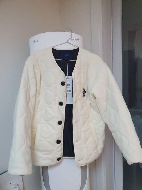 예일(YALE) EMBROIDERY DAN COLLARLESS QUILTING FLEECE JACKET IVORY 후기