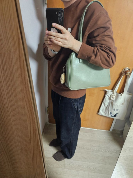 필인더블랭크(FILLINTHEBLANK) Trapezoid Middle Shoulder Bag (mint) 후기