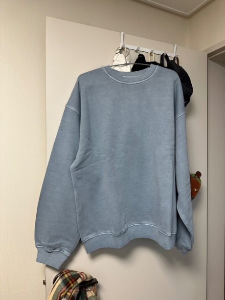 토피(TOFFEE) 피그먼트 오버핏 스웻 셔츠 (SKY BLUE) 후기