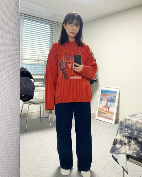 메인부스(MAINBOOTH) CTS Sweater(ORANGE RED) 후기