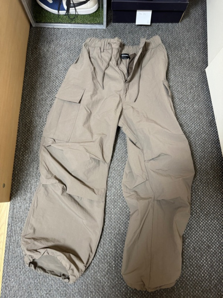 낫포너드(NOT4NERD) Parachute Nylon Cargo Pants - Light Khaki 후기