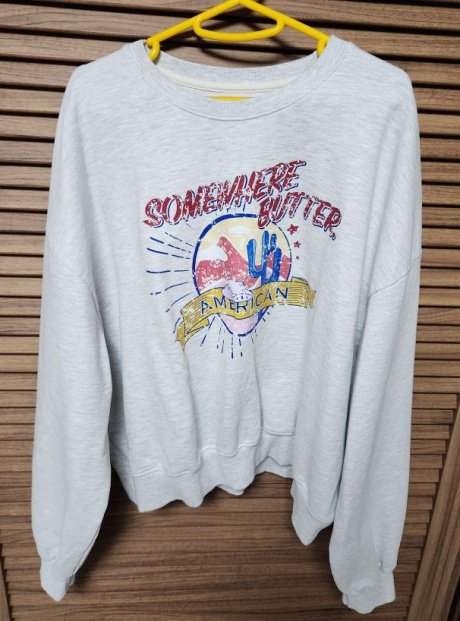 썸웨어버터(SOMEWHEREBUTTER) billy vintage graphic sweatshirt - white melange 후기