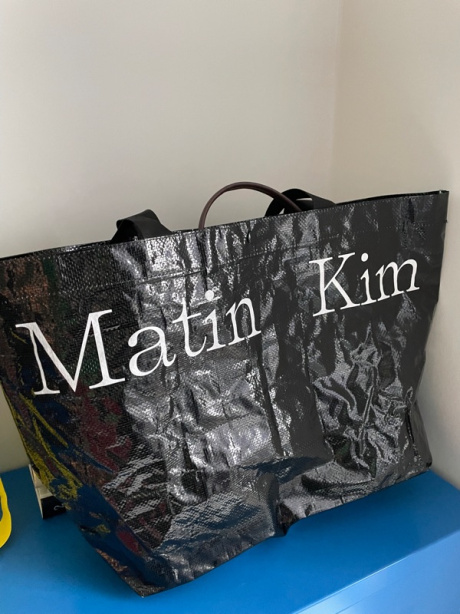 마뗑킴(MATIN KIM) MATIN TARPAULIN SHOPPER BAG IN BLACK 후기