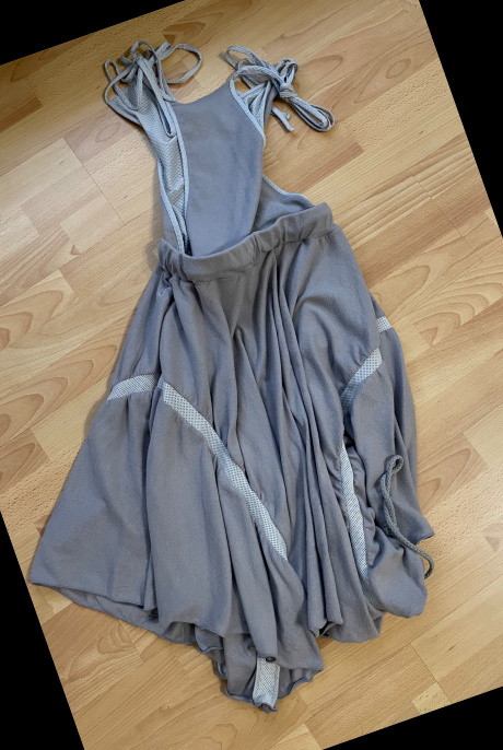 오호스(OJOS) Overall Flare Skirt / Grey 후기