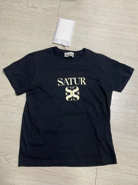 세터(SATUR) (W) 클래식 로고 반팔 티셔츠 클래식 블랙 후기