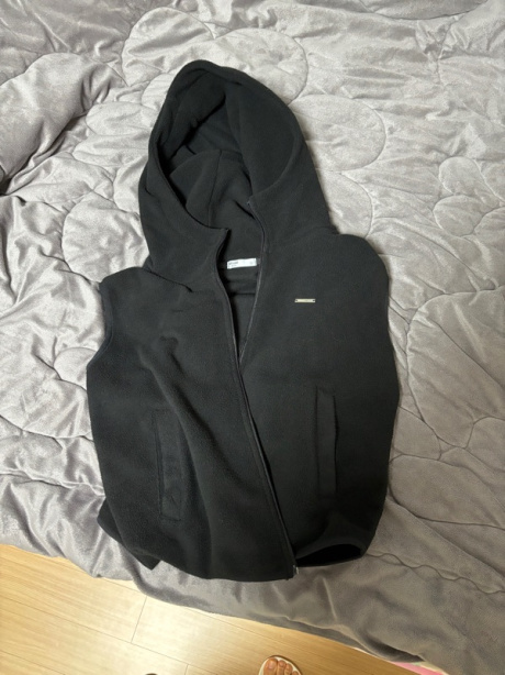 미세키서울(MISEKI SEOUL) hoodie zip-up vest BLACK 후기
