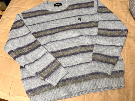 우알롱(WOOALONG) Signature hairy stripe knit - BLUE 후기