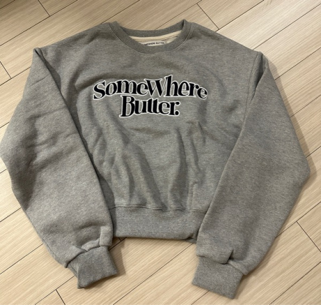 썸웨어버터(SOMEWHEREBUTTER) new wave logo sweatshirt - melange grey 후기