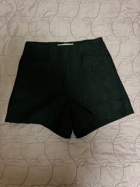 어반드레스(AVANDRESS) Sara Tweed Mini Shorts BLACK 후기