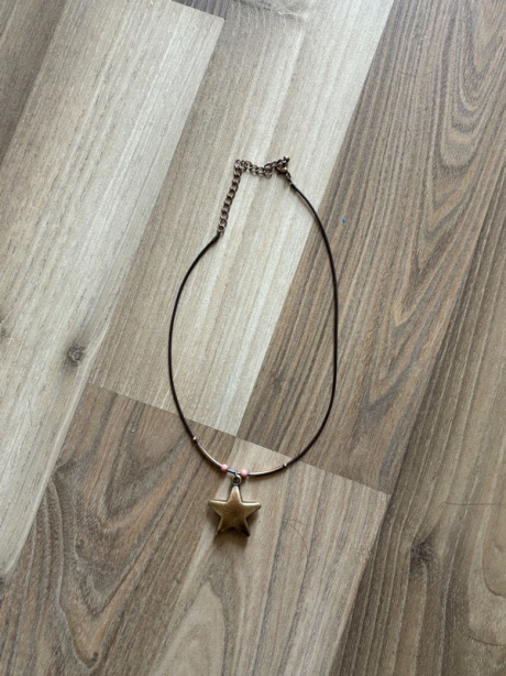 레씨토(LECYTO) Bold Star Necklace_[Brown Antique] 후기