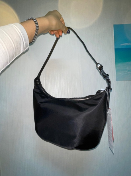 아카이브앱크(ARCHIVEPKE) Luv moon bag(Nylon black)_OVBAX24106BLK 후기