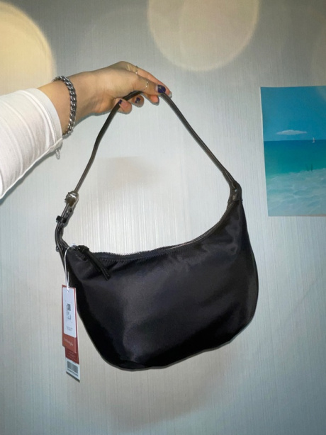 아카이브앱크(ARCHIVEPKE) Luv moon bag(Nylon black)_OVBAX24106BLK 후기