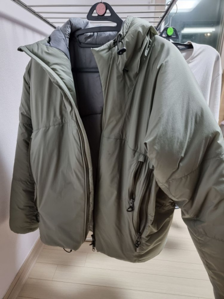 에스피오나지(ESPIONAGE) Insulated Hiking Jacket Grey Olive 후기