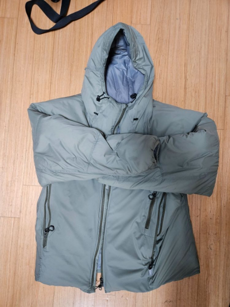 에스피오나지(ESPIONAGE) Insulated Hiking Jacket Grey Olive 후기