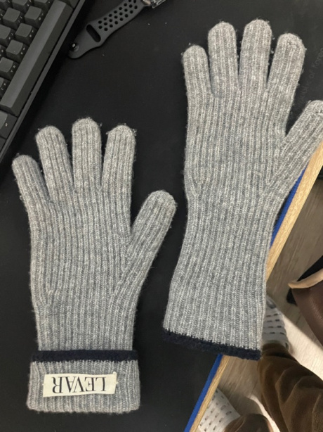 르바(LEVAR) Levar Wool Knit Gloves - Melange grey 후기