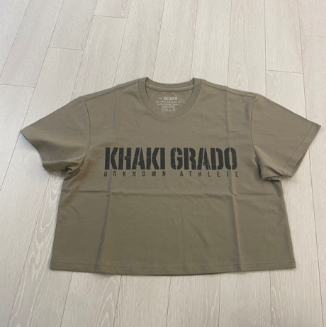 카키그라도(KHAKI GRADO) 스크래치드 시그니처 1 크롭 반팔 티셔츠 (2 color) 후기