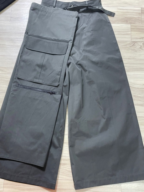 트리밍버드(TREEMINGBIRD) Cargo Belted Wrap Skirt Pants [ Charcoal Brown ] 후기