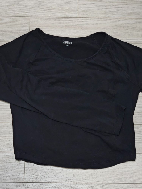 무신사 스탠다드(MUSINSA STANDARD) 우먼즈 슬림 스쿱 넥 래글런 긴팔 티셔츠 [블랙] 후기