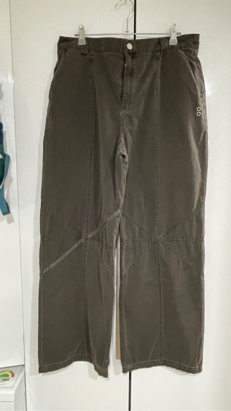 더콜디스트모먼트(THE COLDEST MOMENT) TCM cross line pants (brown) 후기