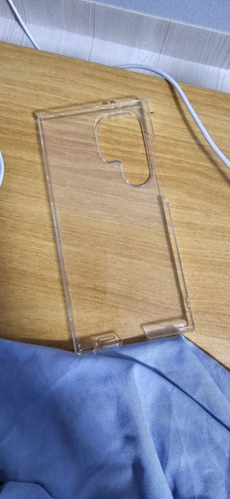 신지모루(SINJIMORU) 갤럭시 S24울트라 에어로핏 투명 클리어 슬림핏 핸드폰 하드 케이스 후기
