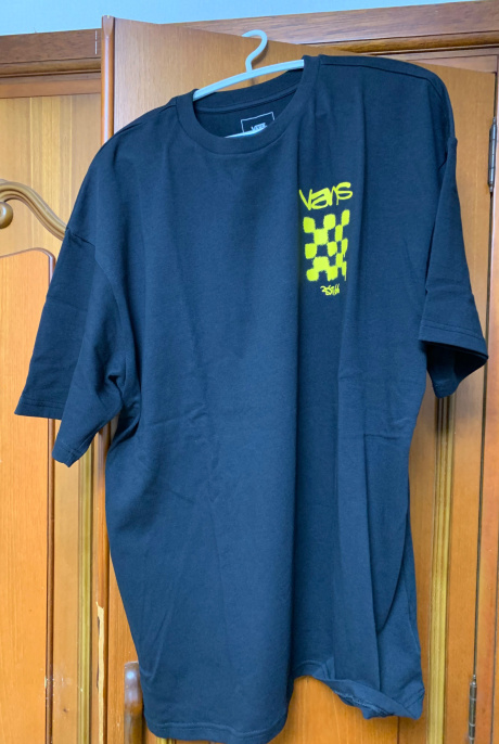 반스(VANS) 스케이트 GFX 반소매 티셔츠 - 블랙 / VN000GPNBLK1 후기