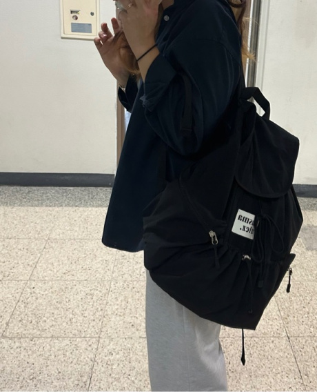 마스마룰즈(MASMARULEZ) String flap backpack _ Black 후기