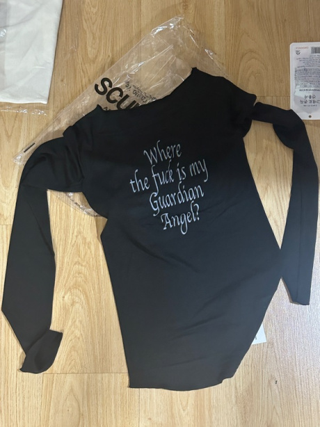 스컬프터(SCULPTOR) Lettering Tencel T-shirt Black 후기